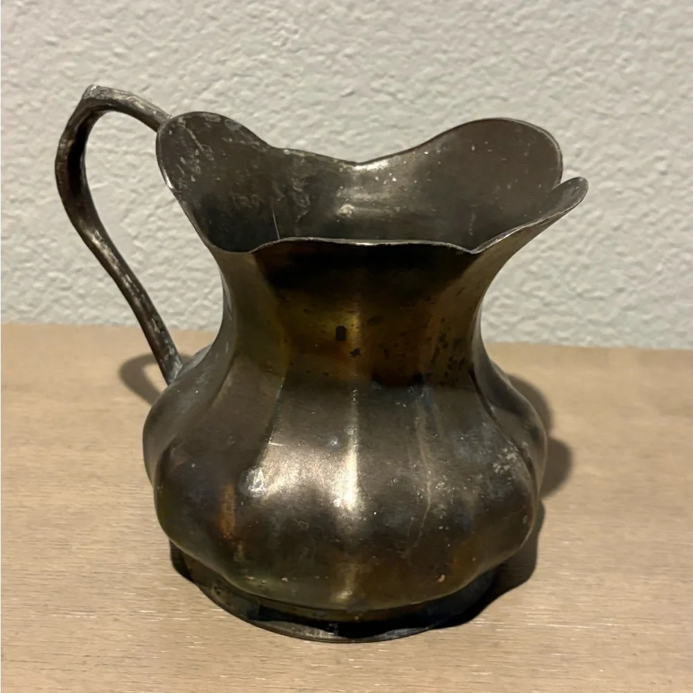 N/A elegant vintage